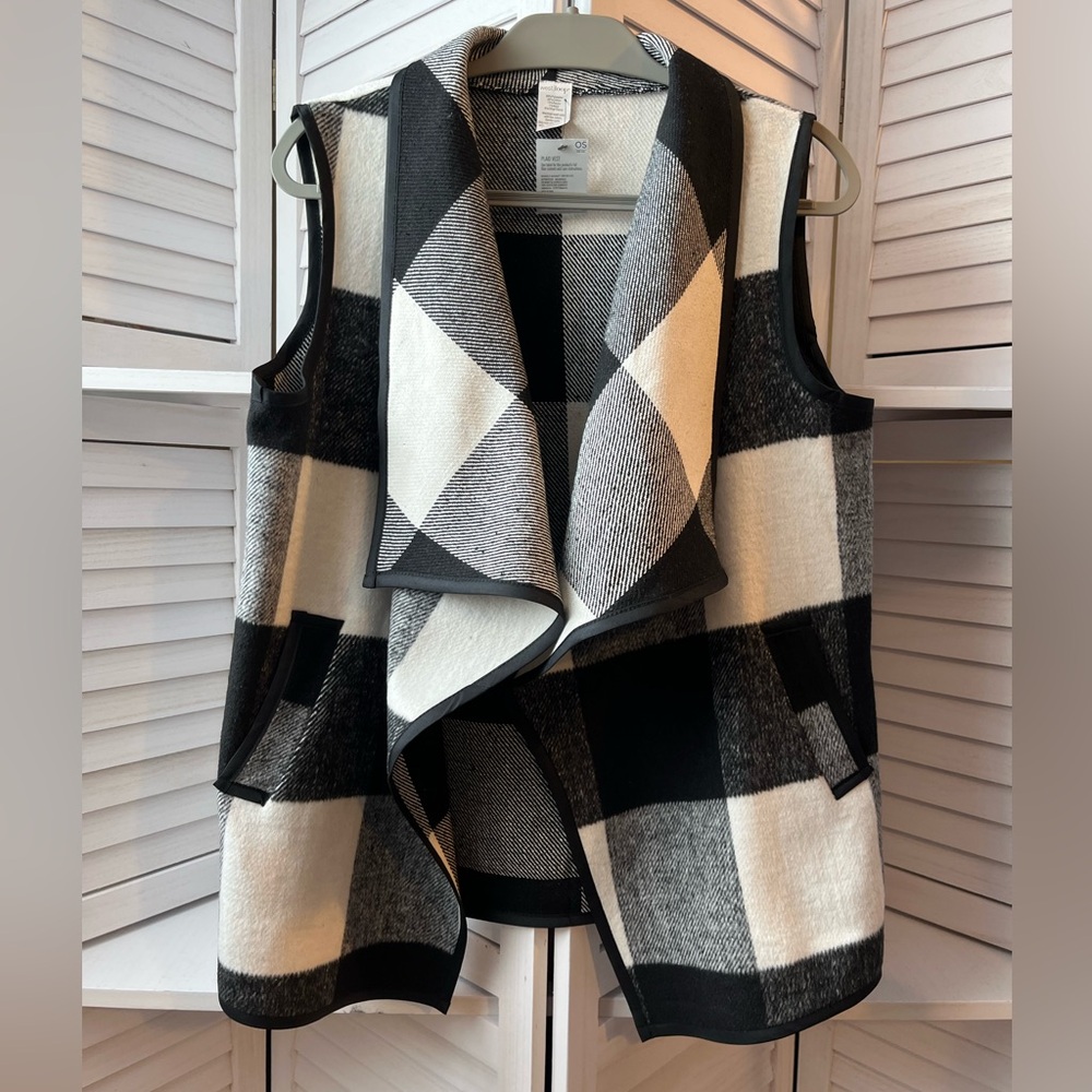 NEW WEST LOOP PLAID VEST